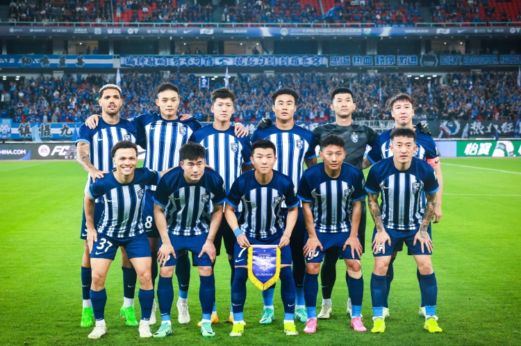 足球報：汪晉賢和廖承堅隨三鎮(zhèn)訓練，陶強龍和劉若釩接近加盟海港